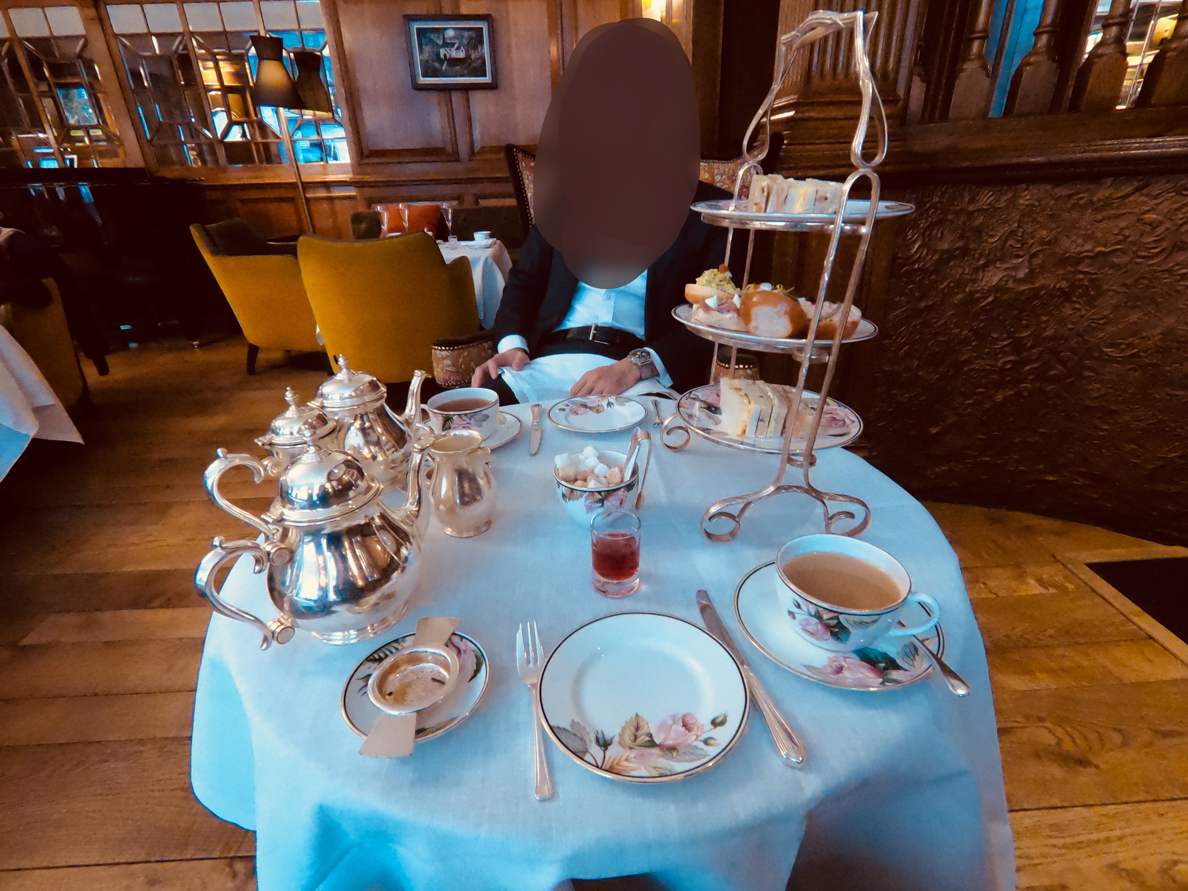 英国最古ホテルのブラウンズ アフタヌーンティーを堪能 The English Tea Room Brown S Hotel Tamipote