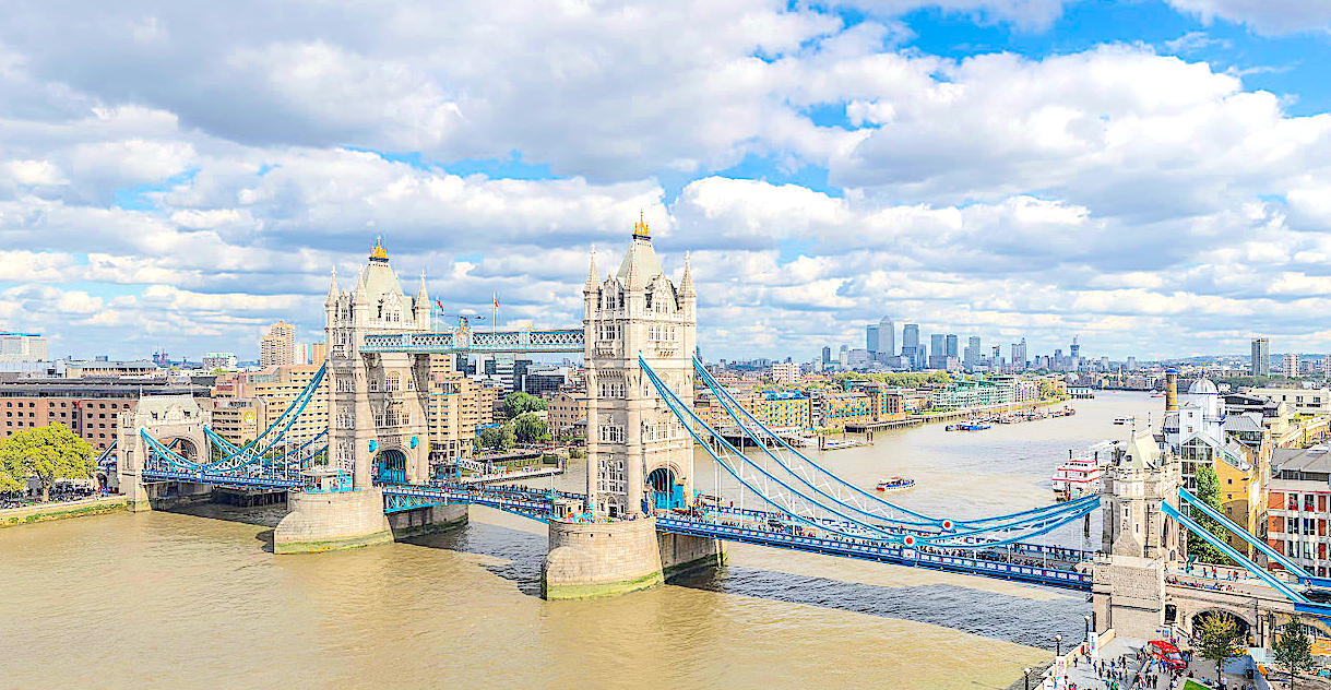 ロンドンの象徴「タワーブリッジ」に登ってみた！なるほど、仕組みを